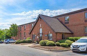 Extended Stay America Select Suites Greensboro Wendover Ave