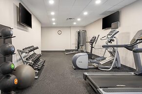 Quality Inn and Suites Winnipeg