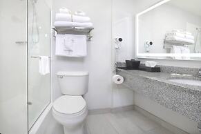 Quality Inn and Suites Winnipeg