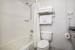 Quality Inn and Suites Winnipeg