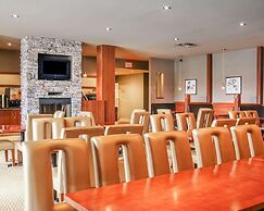 Quality Inn and Suites Winnipeg