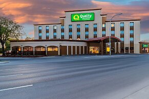 Quality Inn and Suites Winnipeg