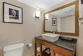 Best Western Alamo Suites