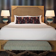 Spyglass Inn