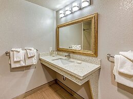 Amanzi Hotel, Ascend Hotel Collection