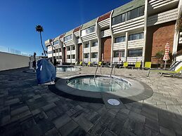 Amanzi Hotel, Ascend Hotel Collection