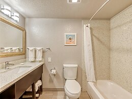 Amanzi Hotel, an Ascend Collection Hotel