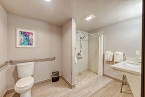 Amanzi Hotel, an Ascend Collection Hotel