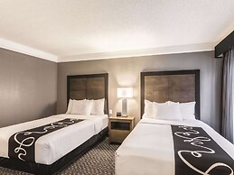 La Quinta Inn & Suites by Wyndham Austin Near The Domain