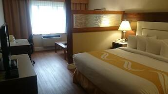 Quality Inn & Suites Gatineau