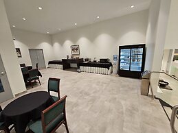 Quality Inn & Suites Gatineau