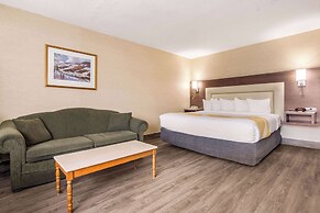 Quality Inn & Suites Gatineau