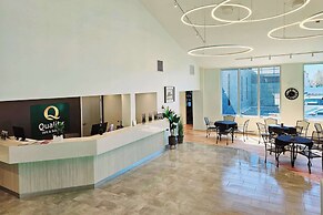 Quality Inn & Suites Gatineau