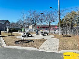 : Econo lodge Hotel Brossard
