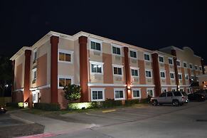 Baymont by Wyndham Dallas/ Love Field