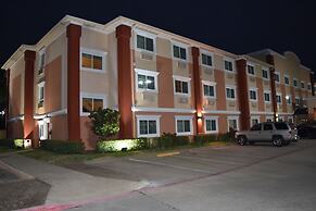 Baymont by Wyndham Dallas/ Love Field