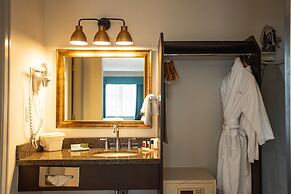 Ramada by Wyndham Surrey/Langley