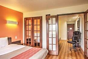 Motel 6 Dallas, TX - Northwest