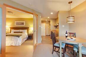 Kingfisher Oceanside Resort and Spa