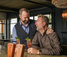 Kingfisher Oceanside Resort and Spa