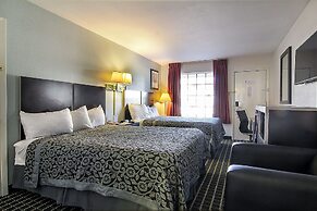 Days Inn by Wyndham Market Center Dallas Love Field