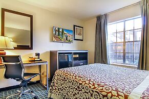 Days Inn by Wyndham Market Center Dallas Love Field