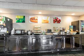 Quality Inn & Suites Memphis East