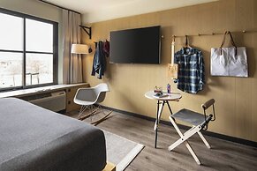 MOXY Memphis Downtown