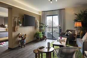 MOXY Memphis Downtown