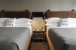 MOXY Memphis Downtown