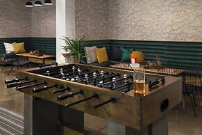 MOXY Memphis Downtown