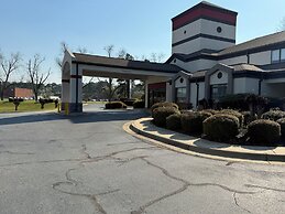 Ramada by Wyndham Albany GA