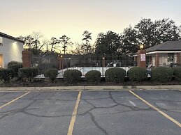 Ramada by Wyndham Albany GA