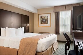 Days Inn & Conference Centre by Wyndham Renfrew