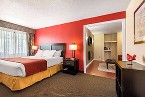 Quality Inn & Suites - Toronto West