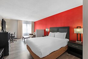 Quality Inn & Suites - Toronto West