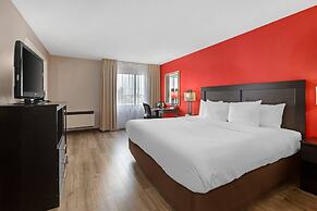 Quality Inn & Suites - Toronto West