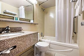 Quality Inn & Suites - Toronto West