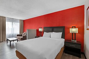 Quality Inn & Suites - Toronto West