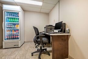 Quality Inn & Suites - Toronto West