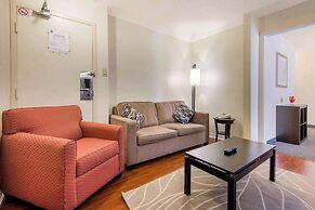 Quality Inn & Suites - Toronto West