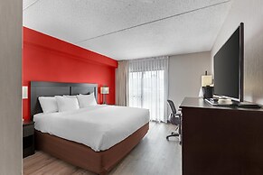 Quality Inn & Suites - Toronto West