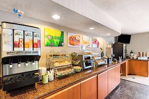 Quality Inn & Suites - Toronto West