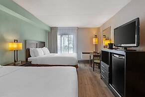 Quality Inn & Suites - Toronto West