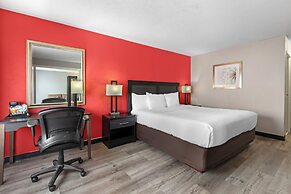 Quality Inn & Suites - Toronto West