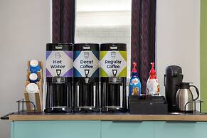 Spark by Hilton Brockville