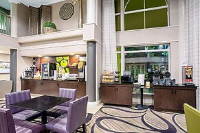 La Quinta Inn & Suites by Wyndham Tucson Airport