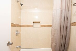 Motel 6 Anaheim, CA - Convention Center