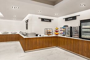 Holiday Inn Miami Beach - Oceanfront by IHG