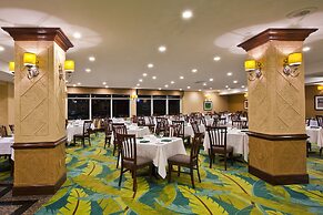 Holiday Inn Miami Beach - Oceanfront by IHG